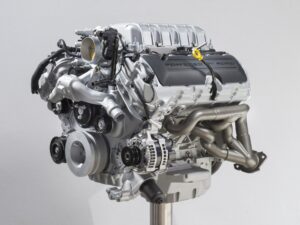 002-Shelby-2020-GT500-Engine